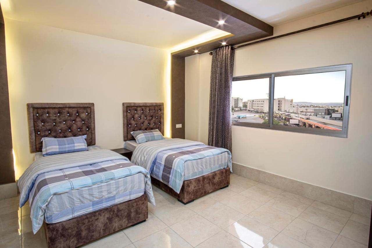 Al Riyati Hotel Apartments Aqaba Exterior photo